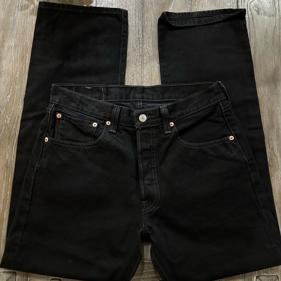 Levi’s 501 Jeans - Picture 3 of 9